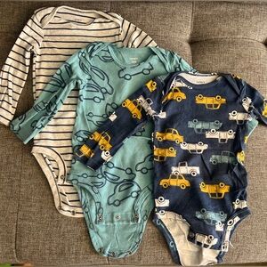 Carter's 3 Pack onesies